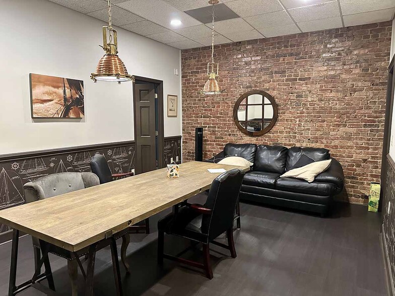 More Photos Of 128 E Market St, Johnson City Office For Sale