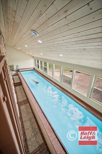 More Photos Of 4225 Walker Rd, Colorado Springs Flex For Sale