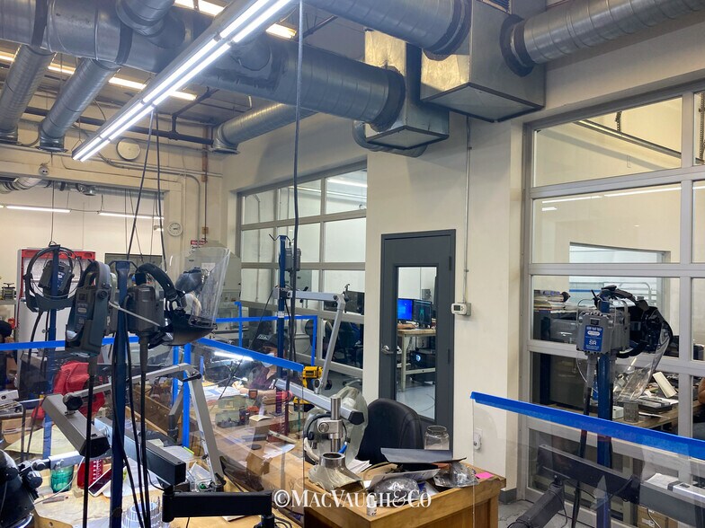 More Photos Of 904 S Alta Vista Ave, Monrovia Manufacturing For Lease