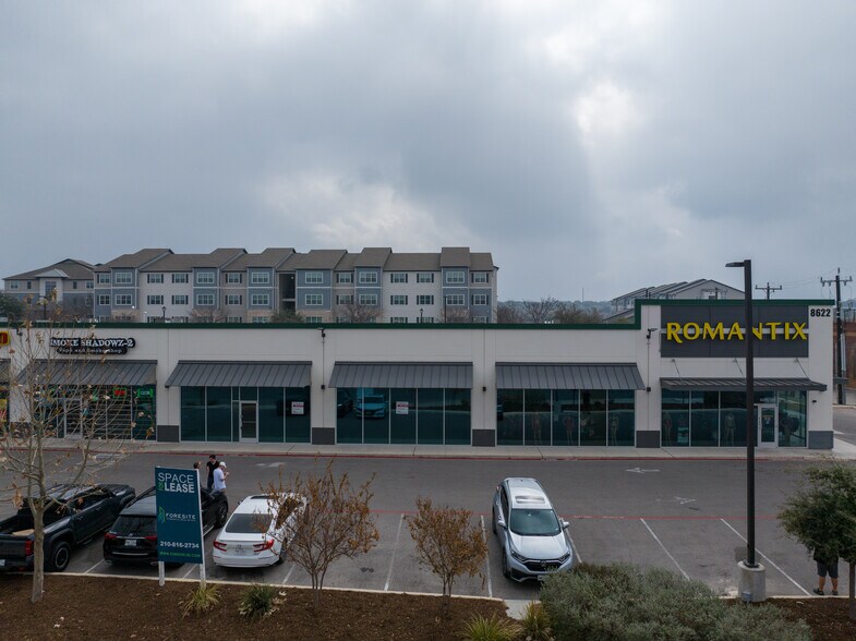 More Photos Of 8622 Huebner Rd, San Antonio Storefront For Lease