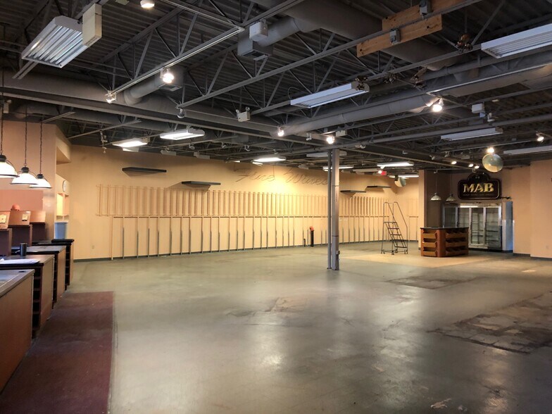 More Photos Of 385 Merrick Ave, East Meadow Medical For Sale