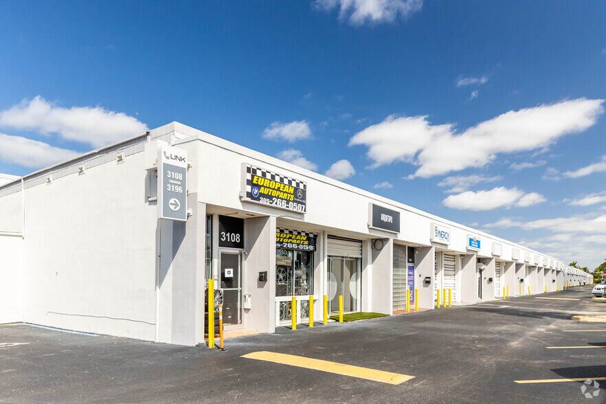 More Photos Of 3108-3308 NW 72nd Ave, Miami Industrial For Lease
