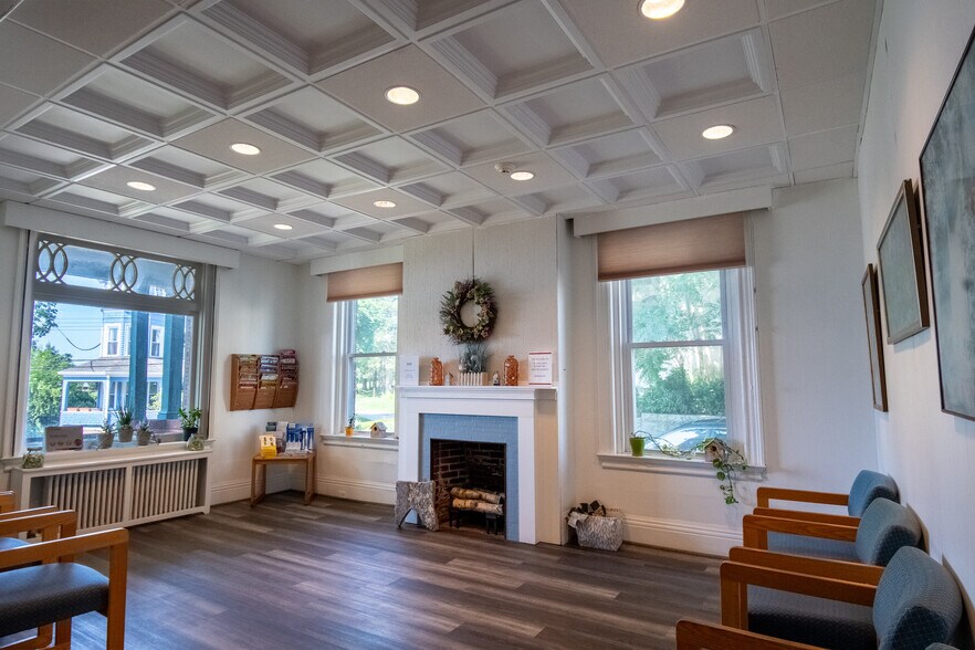 More Photos Of 27 Broad St, New London Office Residential For Sale