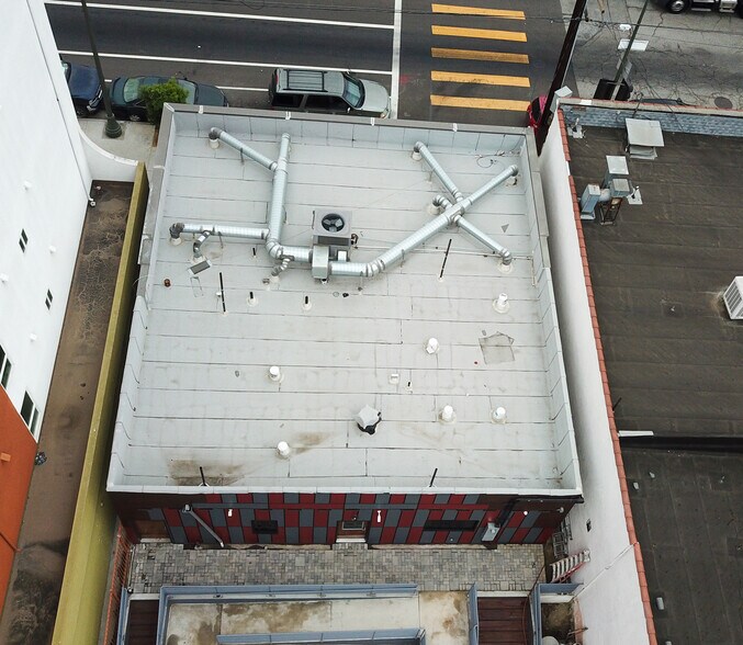 More Photos Of 2909 E 1st St, Los Angeles Office For Sale