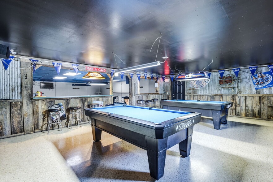 More Photos Of 519 N Main St, Caseyville General Retail For Sale