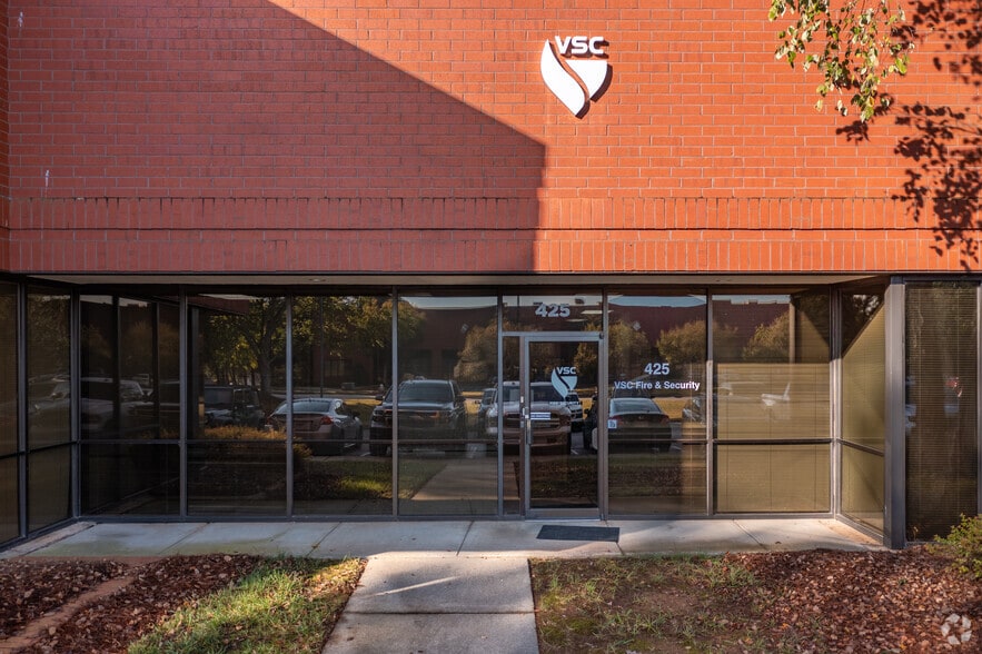 More Photos Of 1780 Corporate Dr, Norcross Warehouse For Lease