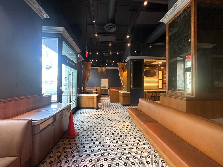 More Photos Of 1680 N Vine St, Hollywood Loft Creative Space For Lease