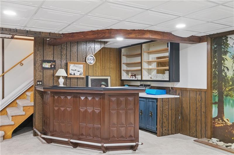 More Photos Of 180 Butler Rd, Saxonburg Restaurant For Sale