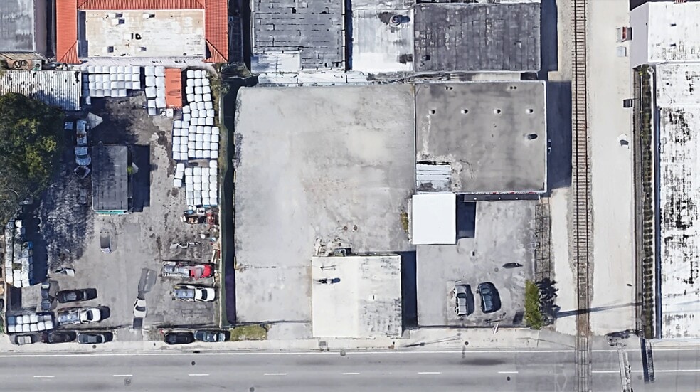 More Photos Of 2200 NW 22nd Ave, Miami Fast Food For Lease