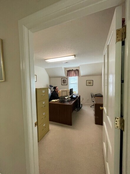 More Photos Of 714 N Spurgeon St, Santa Ana Office For Lease