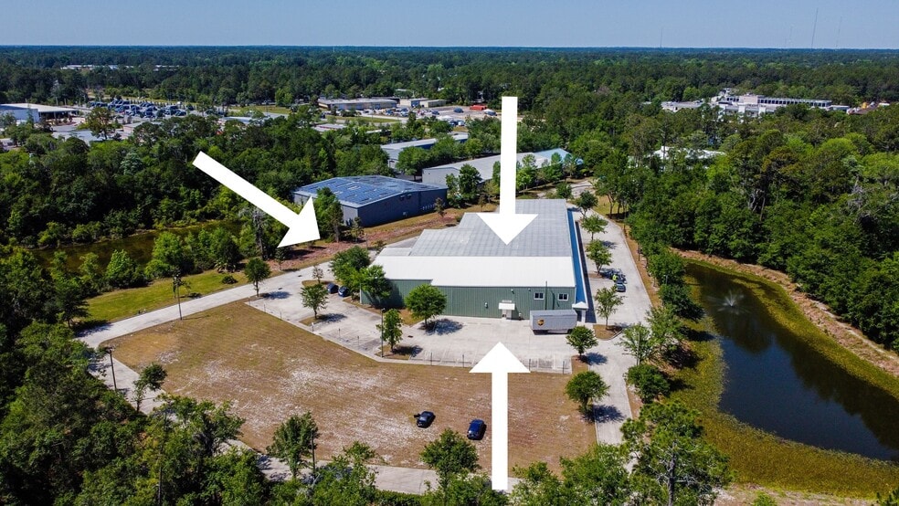 More Photos Of 7065 NW 22nd St, Gainesville Warehouse For Lease