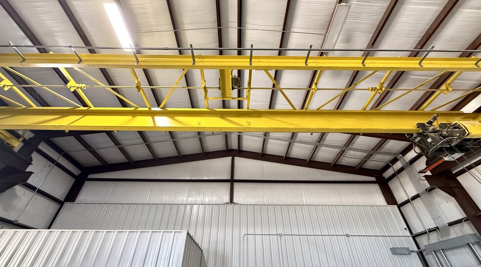 More Photos Of 2607 Holdridge Road, Midland Warehouse For Sale