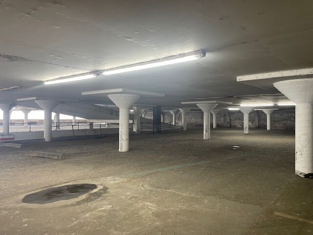 More Photos Of 199 Jefferson Ave, Memphis Parking Garage For Sale