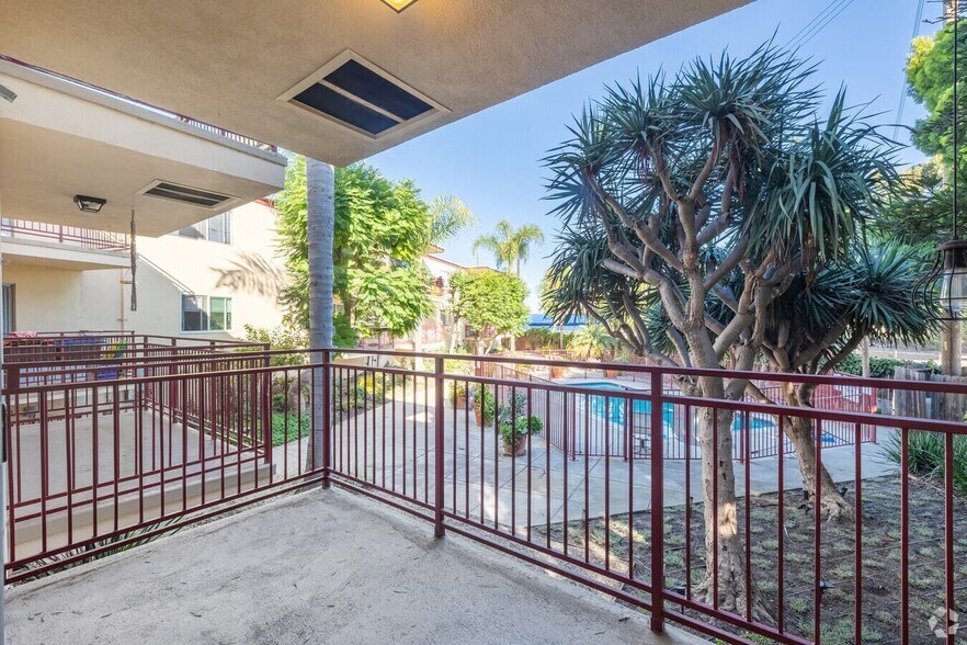 More Photos Of 3320 Redondo Beach Blvd, Torrance Apartments For Sale
