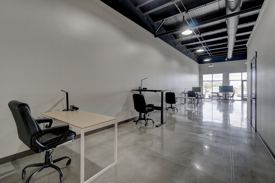 More Photos Of 3408 36th Ave NW, Norman General Retail For Sale