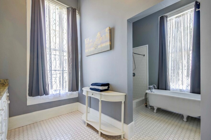 More Photos Of 1502 Market St, Galveston Hospitality For Sale