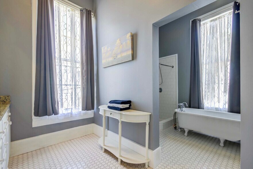 More Photos Of 1502 Market St, Galveston Hospitality For Sale