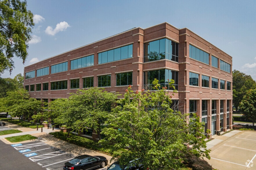 More Photos Of 1925 Isaac Newton Sq. East Sq, Reston Office For Lease