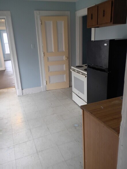 More Photos Of 26 Fayette St, Binghamton Apartments For Sale