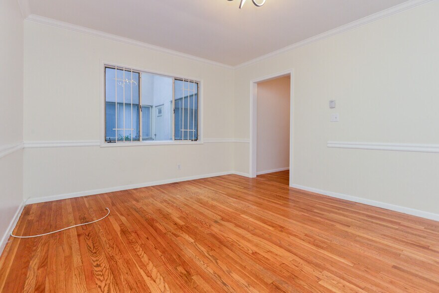 More Photos Of 3520-3530 W 5th St, Los Angeles Apartments For Sale