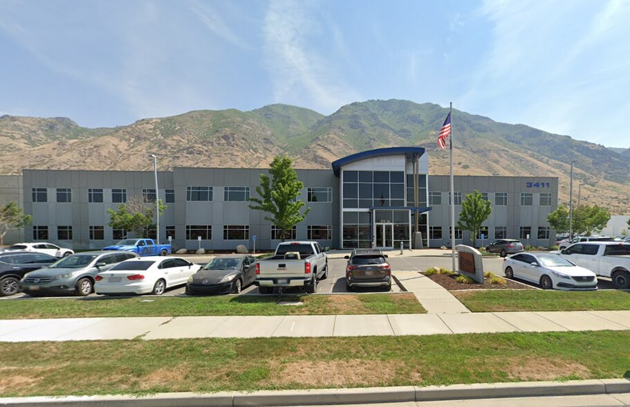 More Photos Of 3411 S Mountain Vista Pky, Provo Manufacturing For Lease