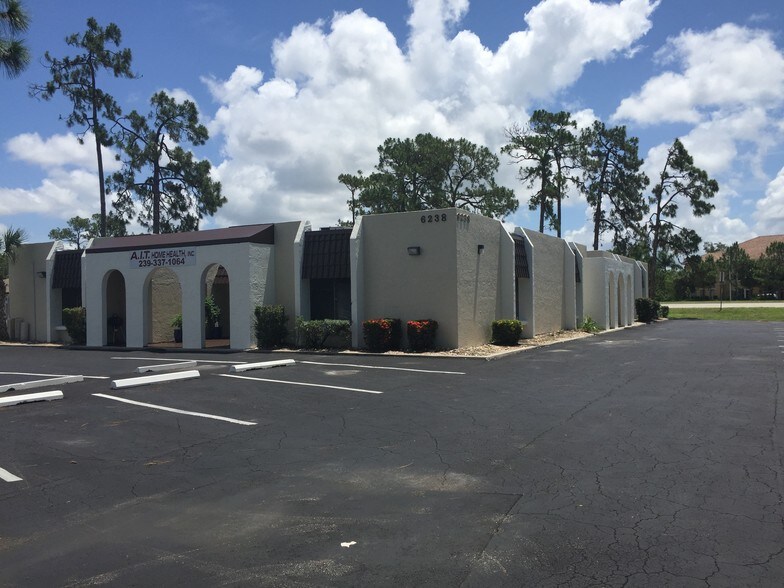 More Photos Of 6238 Presidential Ct, Fort Myers Medical For Sale