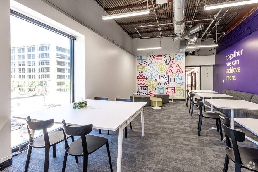 More Photos Of 204 12th St, Des Moines Coworking Space