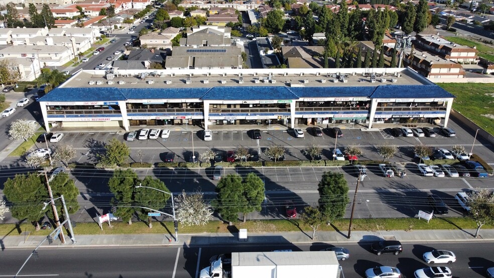 More Photos Of 14122-14220 Brookhurst St, Garden Grove General Retail For Lease