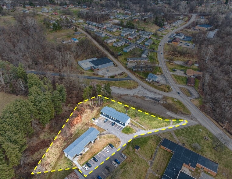 More Photos Of 46 Parkway Pl, Parkersburg Multifamily For Sale