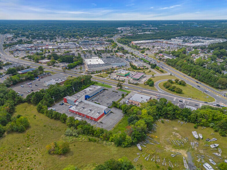 More Photos Of 781 Brick Blvd, Brick General Retail For Lease