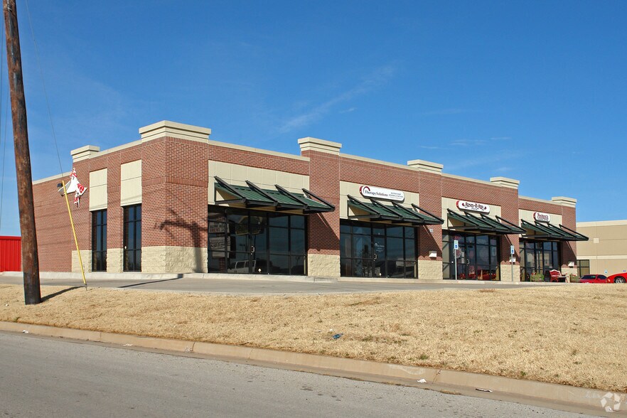 More Photos Of 7825 S Walker Ave, Oklahoma City General Retail For Lease