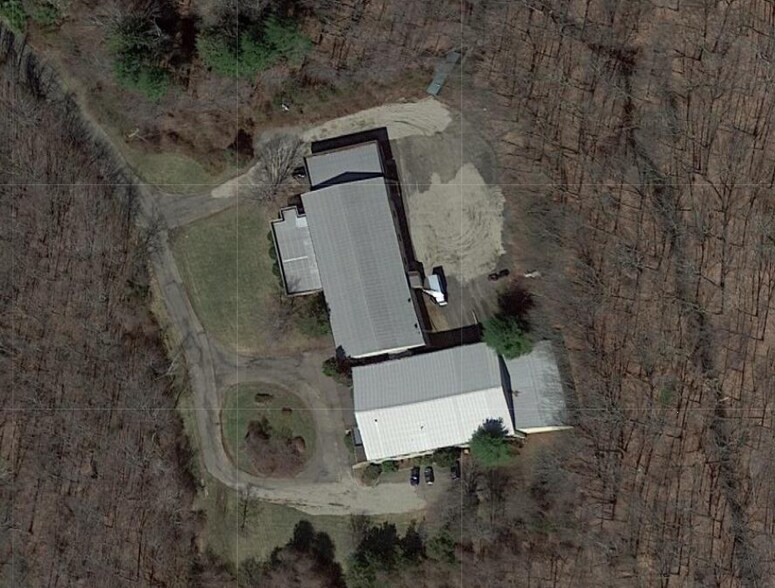 More Photos Of 101 Fowler Rd, North Branford Manufacturing For Lease