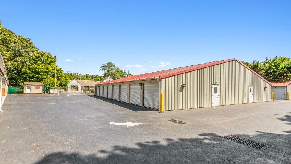 More Photos Of 205 Steelmanville Rd, Egg Harbor Township Self Storage For Sale