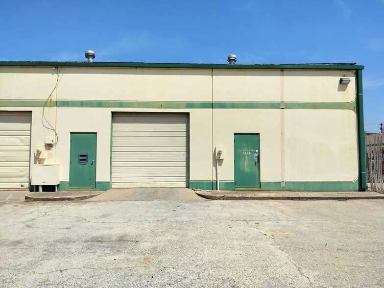 More Photos Of 7112 NW Melrose Ln, Oklahoma City Manufacturing For Lease