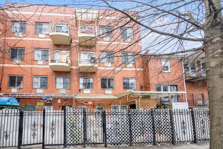 Primary Photo Of 10018 40th Rd, Corona Apartments For Sale