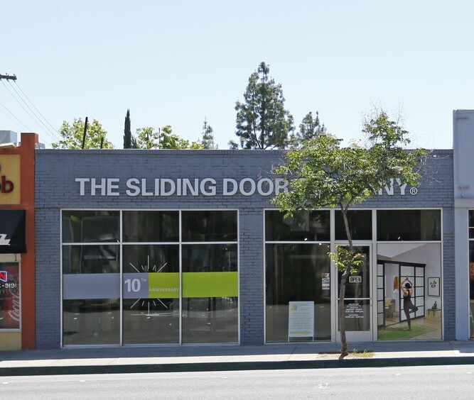 Primary Photo Of 2610-2614 E Colorado Blvd, Pasadena Storefront For Lease