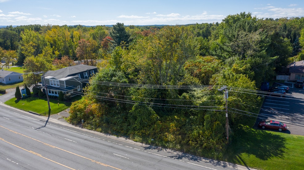 More Photos Of 1650 Route 9, Clifton Park Medical For Lease