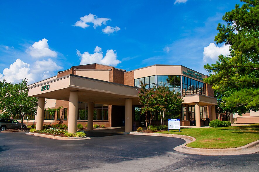 Primary Photo Of 250 Chateau Dr, Huntsville Medical For Lease