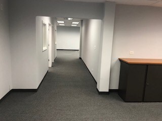 More Photos Of 405 S Washington Blvd, Mundelein Office For Sale