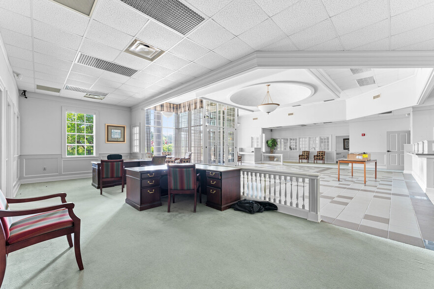 More Photos Of 8710 Hwy 69 S, Tuscaloosa Bank For Sale