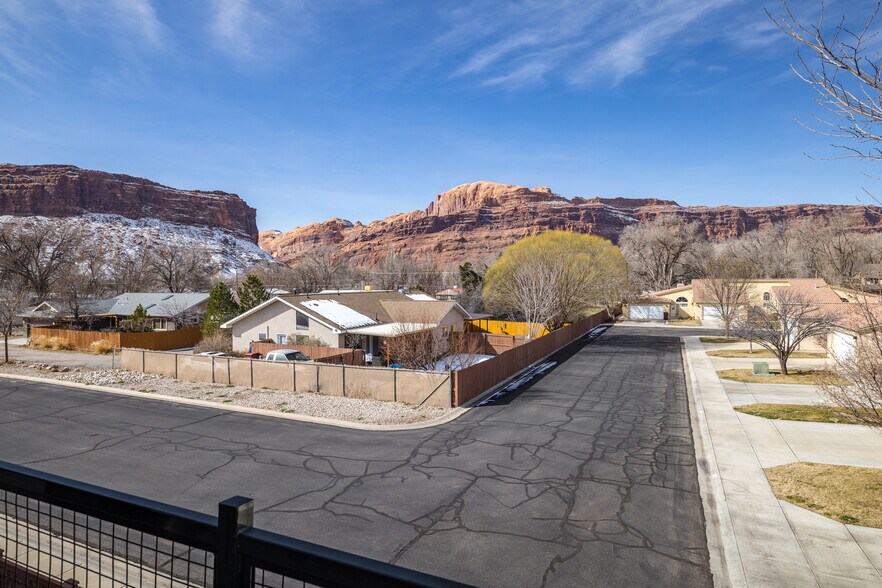 More Photos Of 673 W 470 N, Moab Specialty For Sale