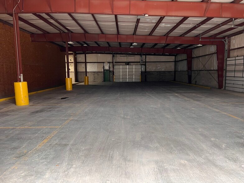 More Photos Of 28 Kenton Lands Rd, Erlanger Warehouse For Lease