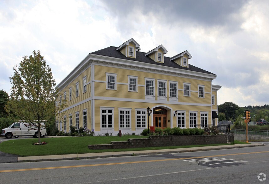 More Photos Of 106 Southville Rd, Southborough Office For Lease
