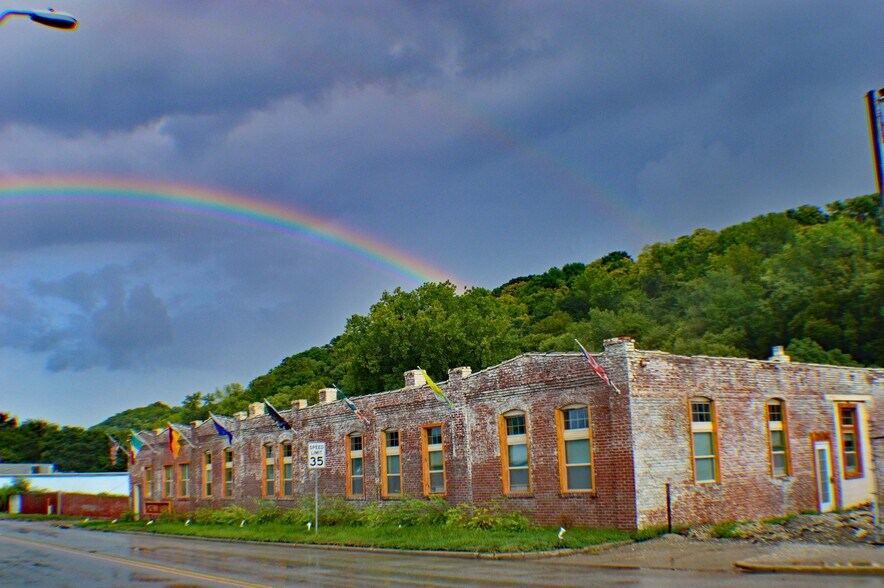 Primary Photo Of 2223 Guinotte Ave, Kansas City Warehouse For Sale