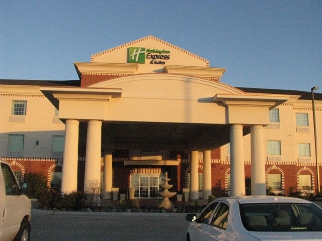 Primary Photo Of 3119 Perryton Pkwy, Pampa Hotel For Sale