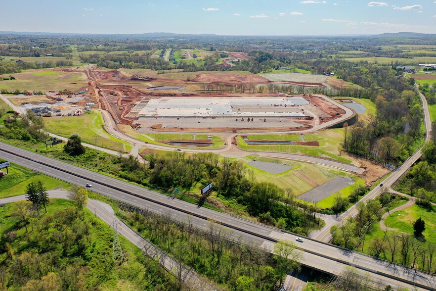 More Photos Of Bear Rd, York Unknown For Lease