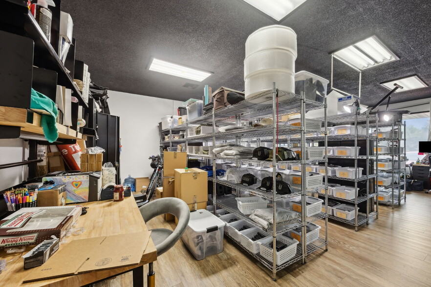 More Photos Of 1637-1643 S 8th St, Fernandina Beach Storefront For Sale