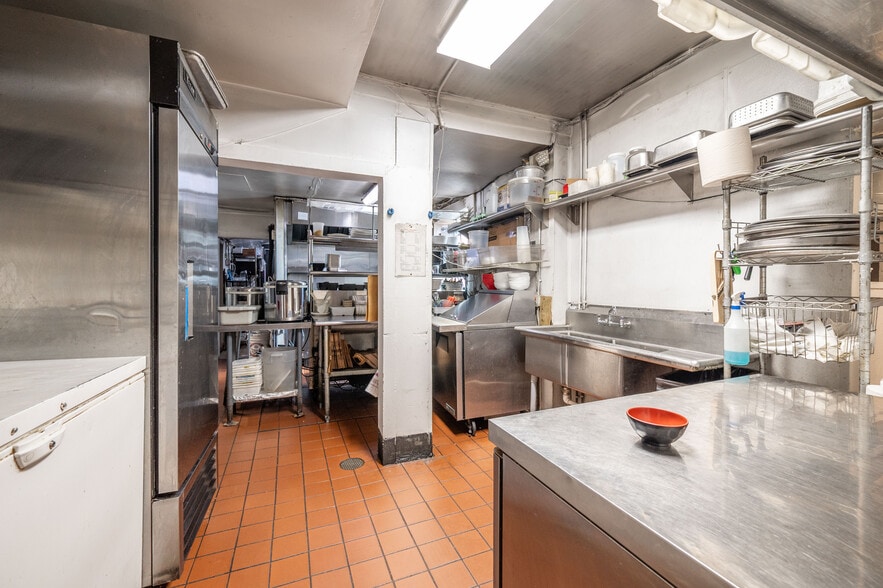 More Photos Of 39 Lake Avenue Ext, Danbury Freestanding For Lease