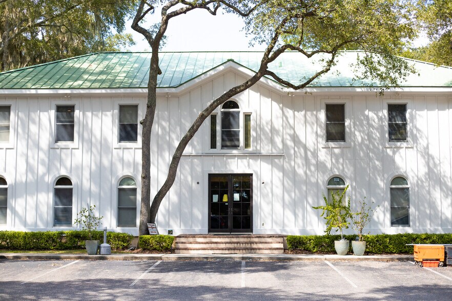 More Photos Of 1 Professional Dr, Port Royal Medical For Lease