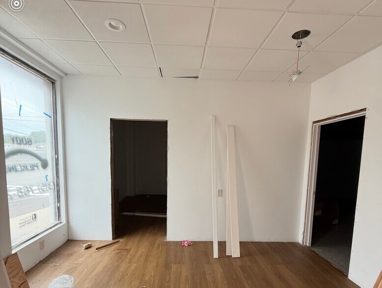 More Photos Of 930 Oriskany St, Utica Storefront Retail Office For Lease